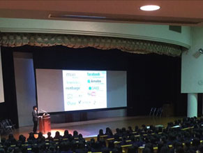 保護者向け講演の様子